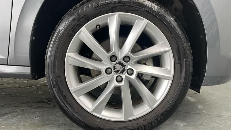 Used Skoda Kamiq SE 95 HP (69 kW) 2025 Grey SUV