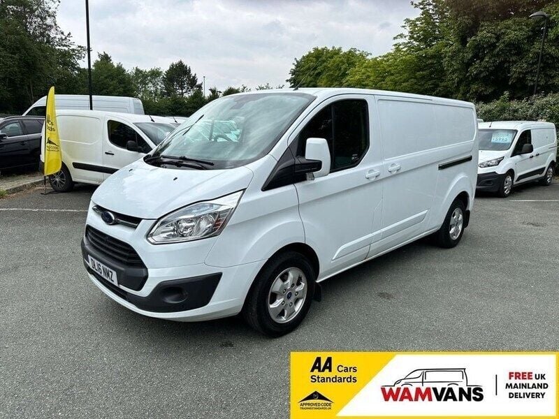 White Used 2016 Ford Transit Custom Limited Van | £10,495 (A bit pricey) - Image 1/4