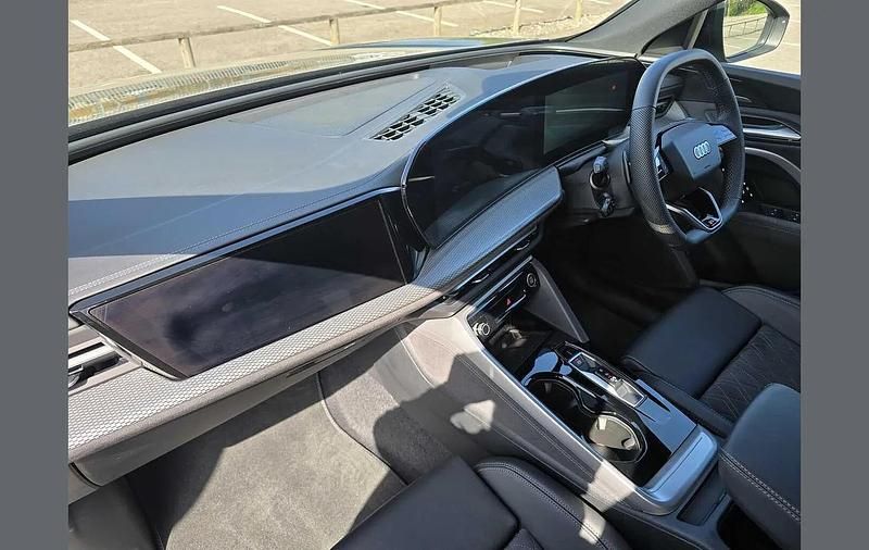 Used Audi Q5 Advanced 204 HP (150 kW) 2025 Grey SUV