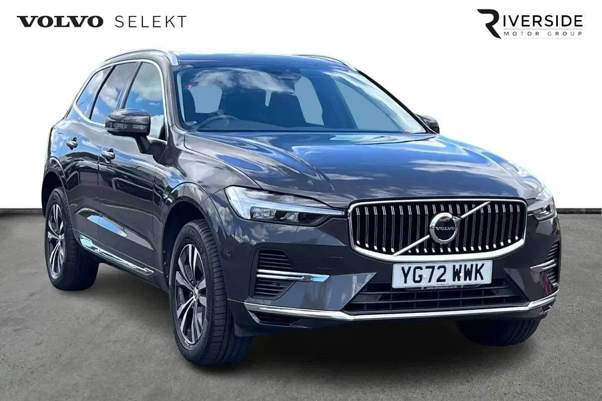 Used Volvo XC60 Core 350 HP (257 kW) 2022 Platinum grey SUV