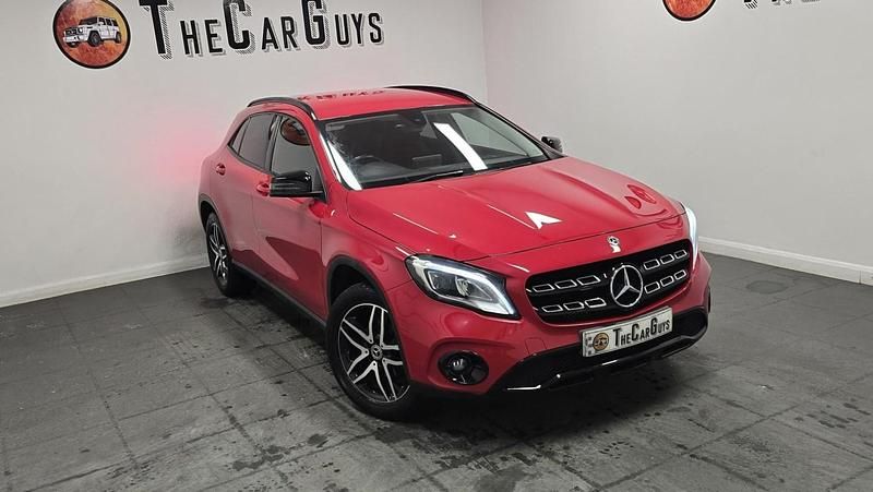 Used Mercedes GLA180 Urban 122 HP (89 kW) 2018 Red SUV