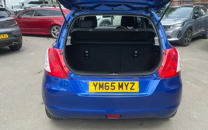 Used Suzuki Swift SZ4 94 HP (69 kW) 2016 Blue Hatchback