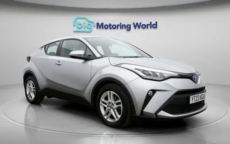 Used Toyota C-HR 122 HP (89 kW) 2023 Silver SUV