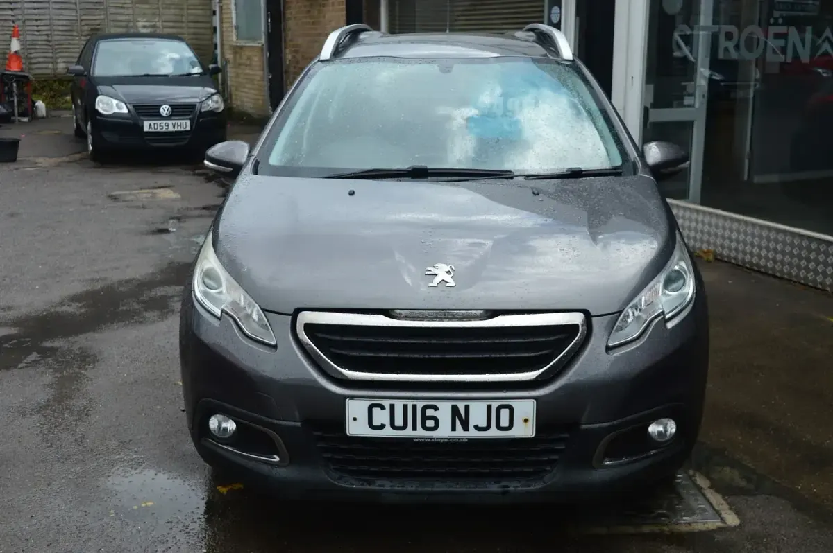 Used Peugeot 2008 Active 82 HP (60 kW) 2016 Grey SUV