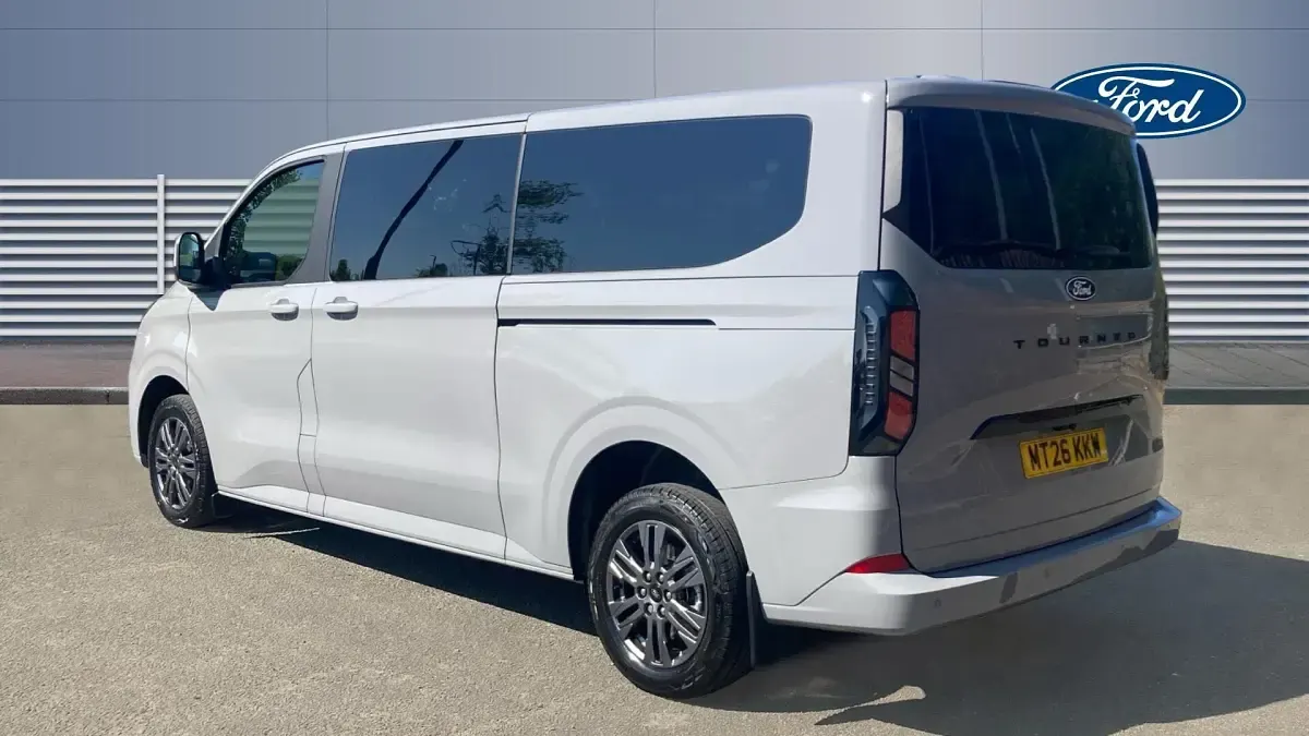 Ny Ford Tourneo Custom Titanium 170 HK (125 kW) 2026 Van