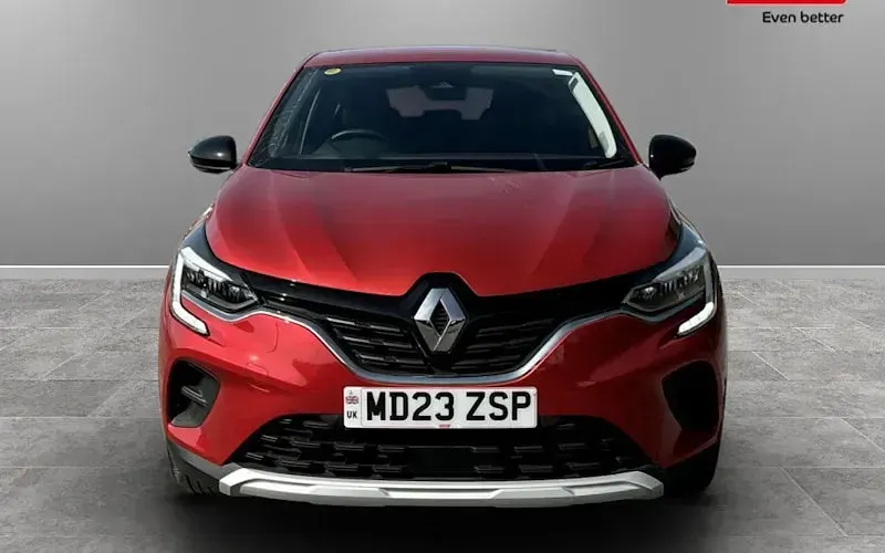 Used Renault Captur Evolution 91 HP (66 kW) 2023 Red SUV