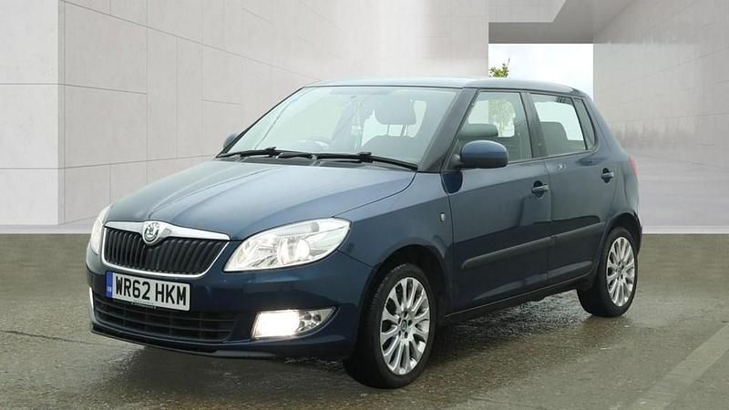 Używany Skoda Fabia Elegance 105 KM (77 kW) 2013 Niebieski Hatchback