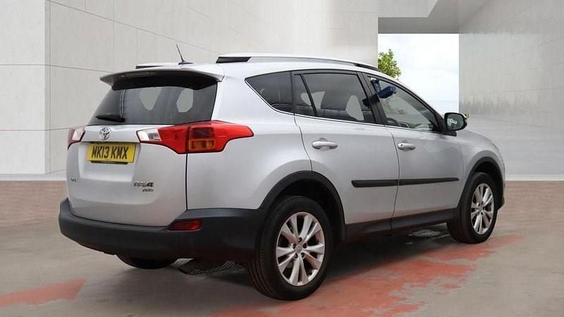 Used Toyota RAV4 150 HP (110 kW) 2013 Silver SUV