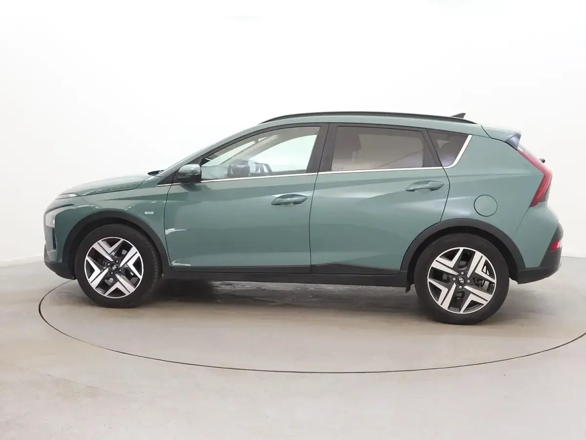 Używany Hyundai Bayon Premium 100 KM (73 kW) 2023 Zielony SUV