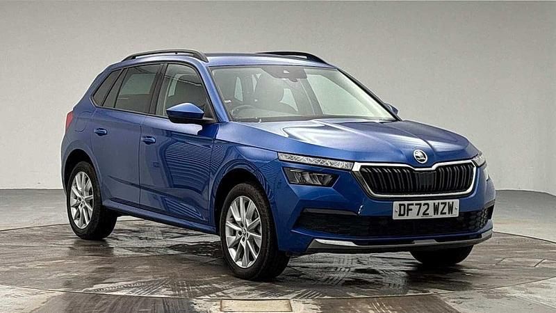 Used Skoda 110 R SE Drive 81 HP (59 kW) 2023 Race blue metallic Estate