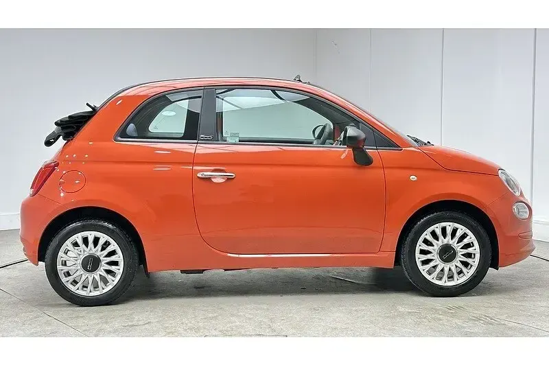 Used Fiat 500C Pop 70 HP (51 kW) 2021 Sicilia orange Cabriolet