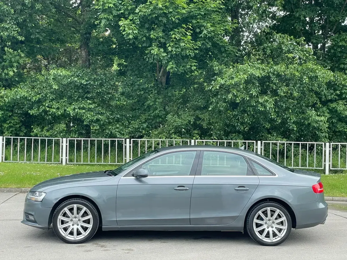 Used Audi A4 Advanced 2014 Grey Sedan