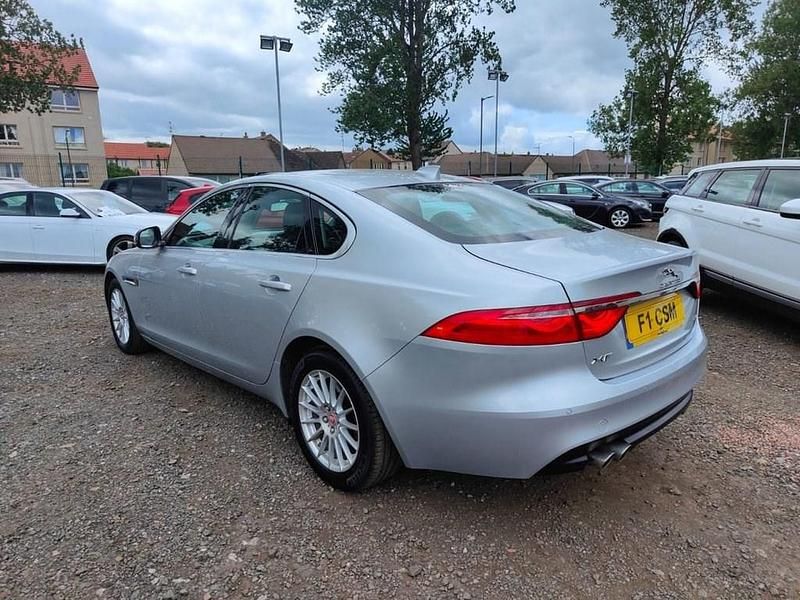 Used Jaguar XF Prestige 180 HP (132 kW) 2017 Silver Sedan