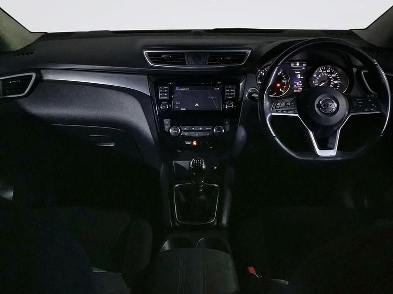 Used Nissan Qashqai N-Connecta 110 HP (80 kW) 2018 Black SUV