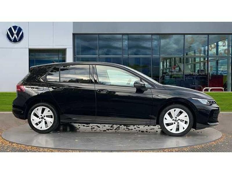 Used VW Golf VIII 204 HP (150 kW) 2025