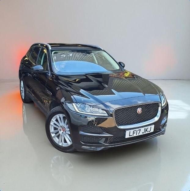 Used Jaguar F-Pace Portfolio 180 HP (132 kW) 2017 Black SUV