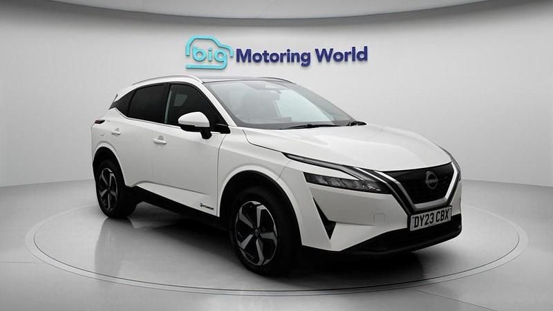 Used Nissan Qashqai N-Connecta 190 HP (139 kW) 2023 White SUV
