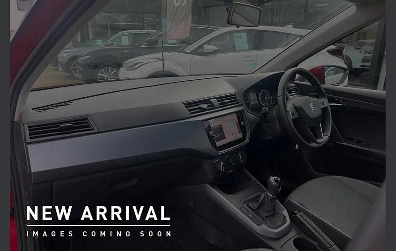 Used Seat Arona SE Technology 94 HP (69 kW) 2020 Red SUV