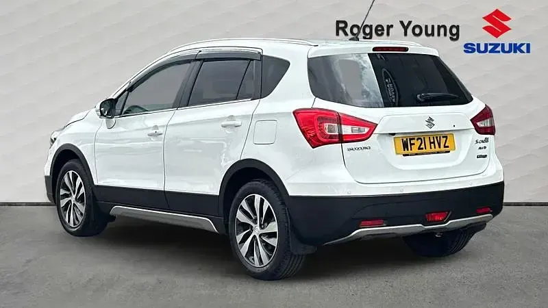 Used Suzuki SX4 SZ-T 2021 White Hatchback