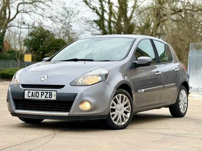 Used Renault Clio II Dynamique 2010 Grey Hatchback