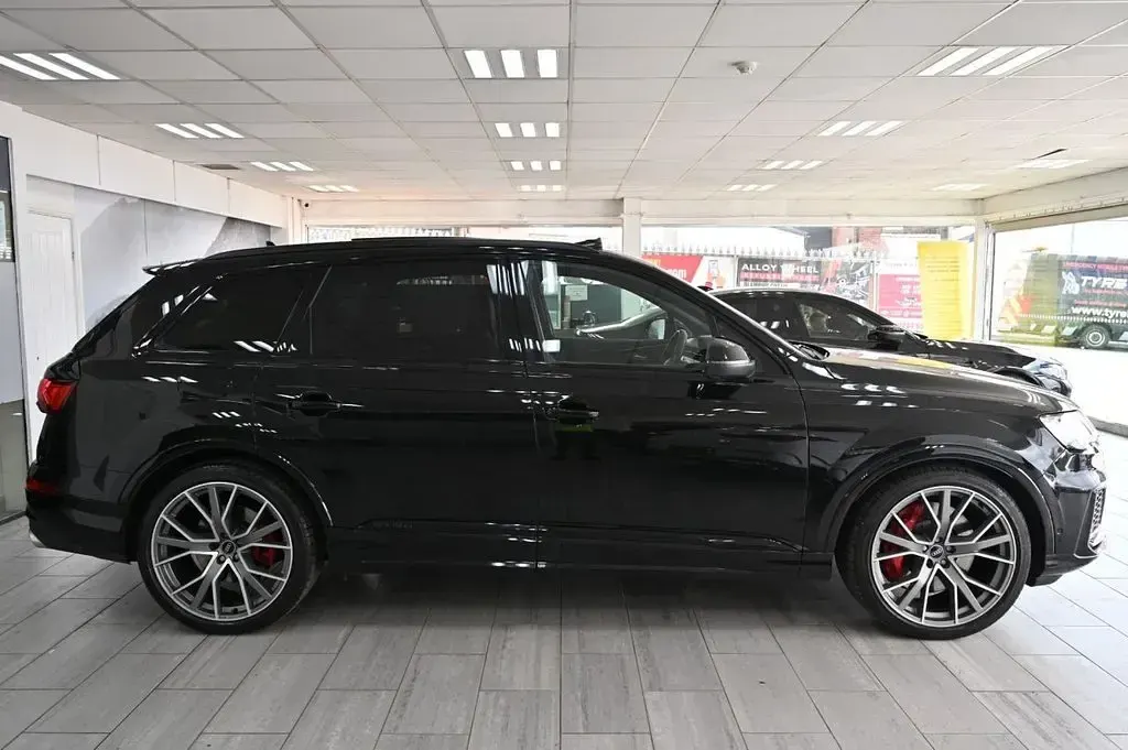 Used Audi SQ7 Business 507 HP (372 kW) 2022 Black SUV