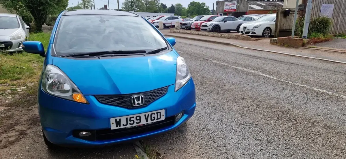 Begagnad Honda Jazz EX 100 HK (73 kW) 2009 Blå Halvkombi