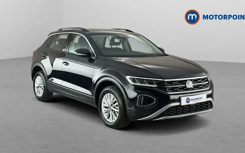 Used VW T-Roc Life 110 HP (80 kW) 2023 SUV