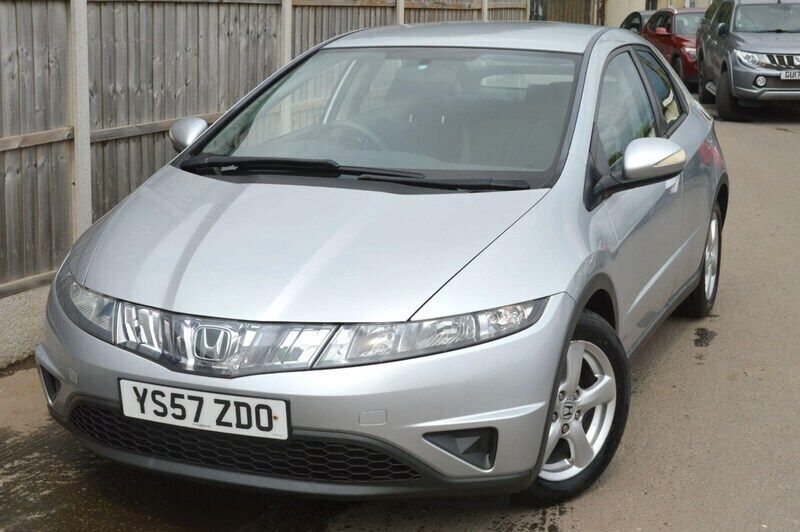 Silver Used 2008 Honda Civic SE Hatchback | £3,749 (Fair price) - Image 1/4