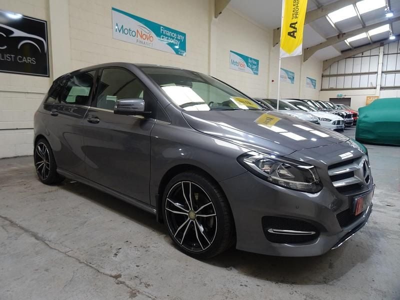 Used Mercedes B200 2016 Grey MPV
