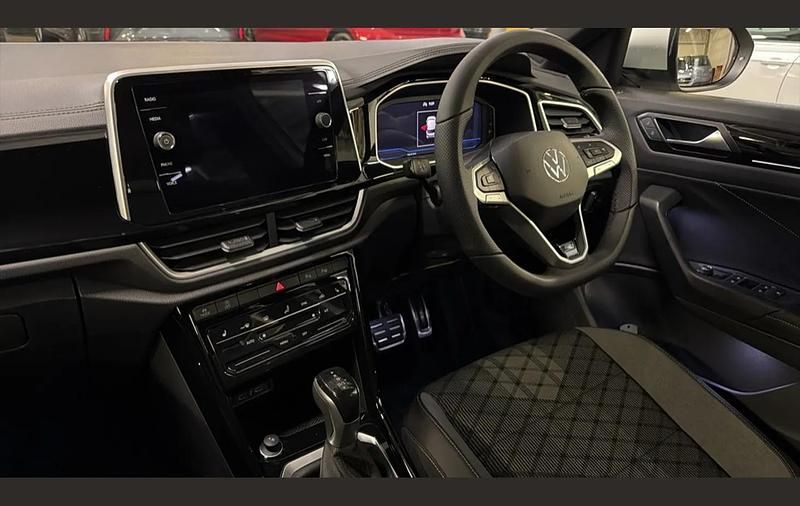 New VW T-Roc R-line 150 HP (110 kW) 2025 White SUV