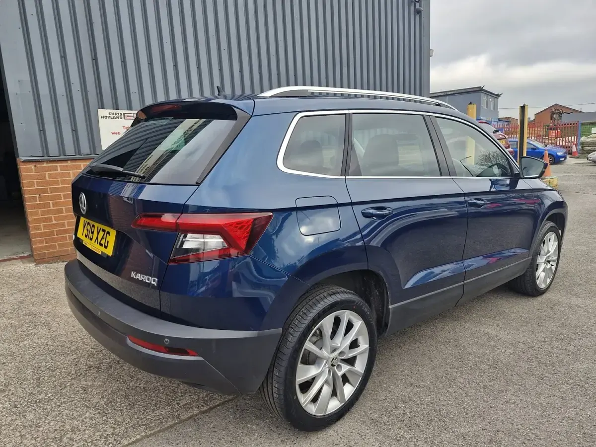 Used Skoda Karoq SE L 115 HP (84 kW) 2019 Blue SUV
