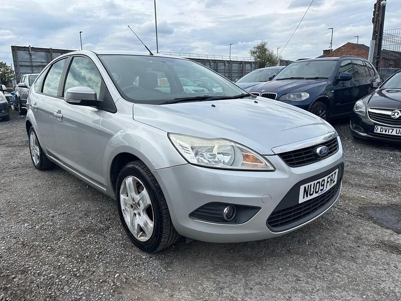 Silver Used 2009 Ford Focus Style Hatchback | £1,499 (Fair price) - Image 1/4