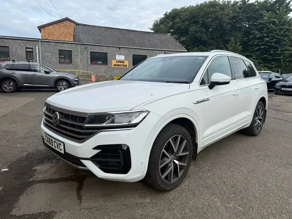 Used VW Touareg R-line 286 HP (210 kW) 2019 White SUV