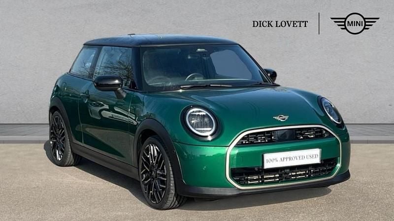 Used Mini Cooper Hatch 154 HP (113 kW) 2024 Green Hatchback