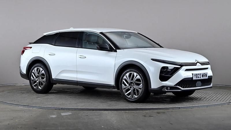 White Used 2023 Citroën C5 X PureTech Sedan | £14,198 (Fair price) - Image 1/4