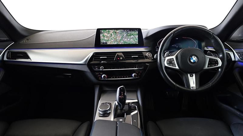 Used BMW 520 M Sport 187 HP (137 kW) 2019 Black Estate