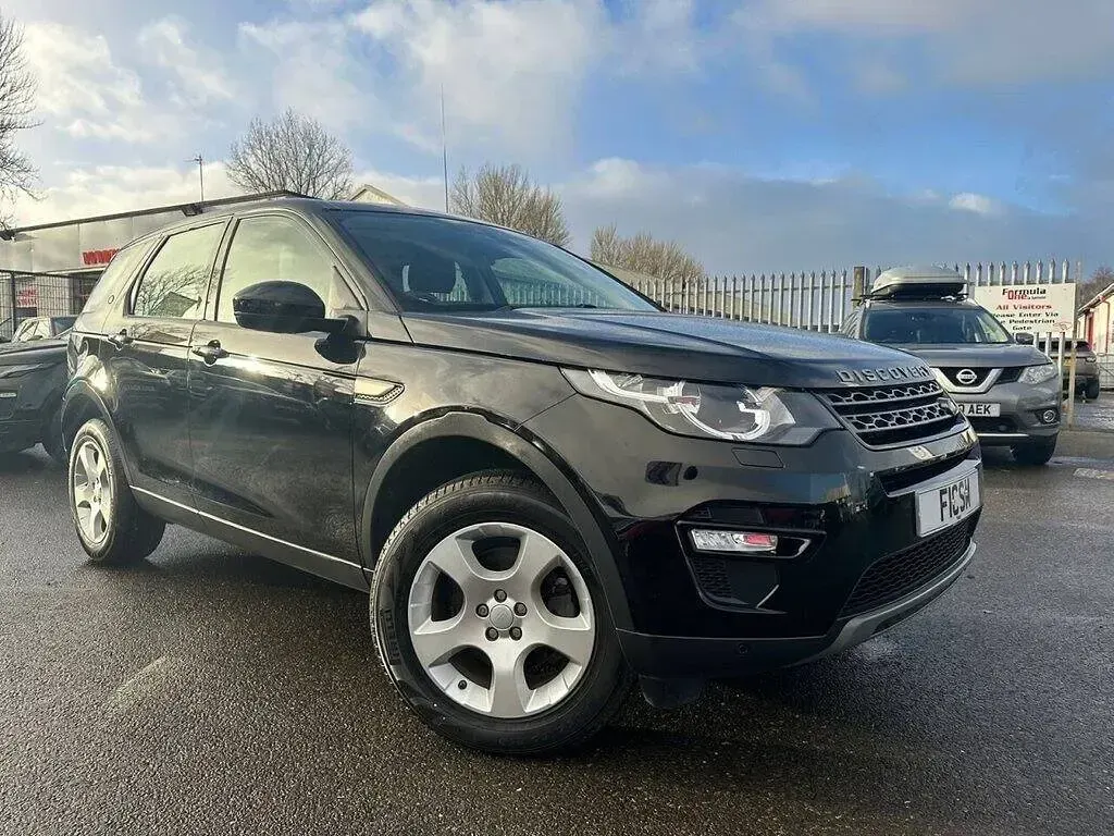 Used Land Rover Discovery Sport SE 150 HP (110 kW) 2017 Black SUV