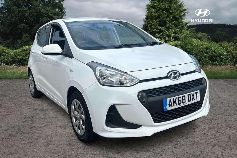 White Used 2018 Hyundai i10 SE Hatchback | £6,650 (Good price) - Image 1/4