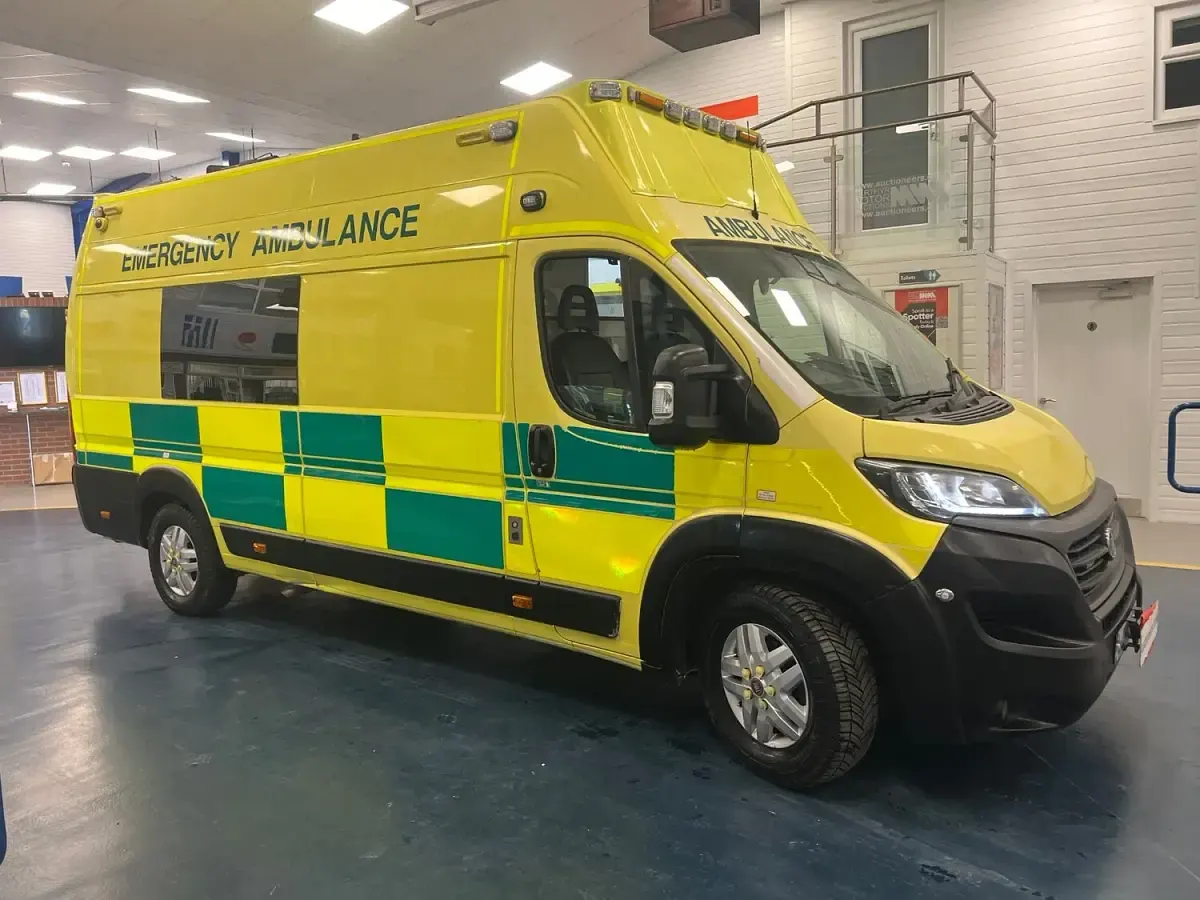 Used Fiat Ducato 180 HP (132 kW) 2020 Yellow Van