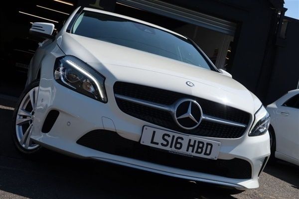 White Used 2016 Mercedes A180 Premium Hatchback | £9,995 (Fair price) - Image 1/1