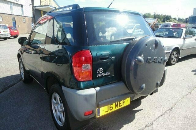 Used Toyota RAV4 2000 SUV