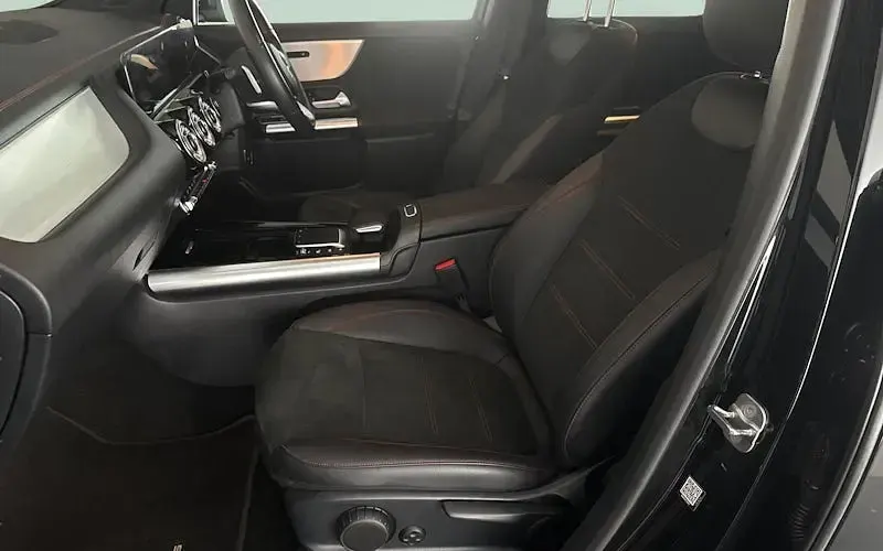 Used Mercedes EQA300 AMG line 167 kW (228 HP) 2023 Black SUV