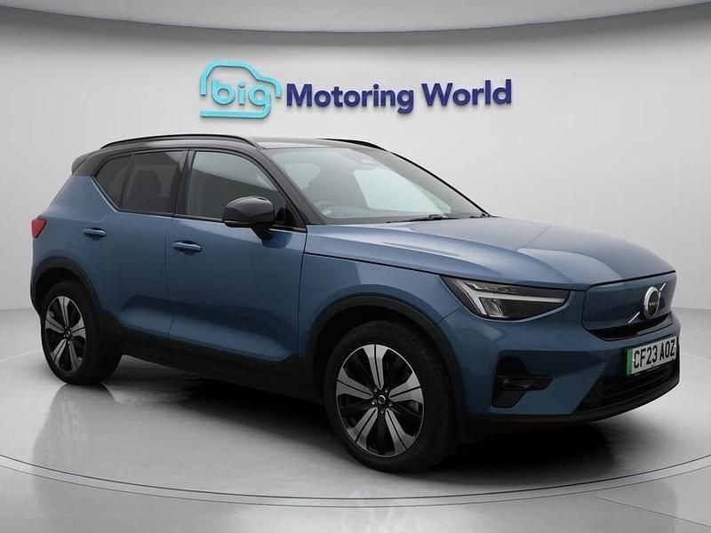 Blue Used 2023 Volvo XC40 Plus SUV | £24,000 (Fair price) - Image 1/4