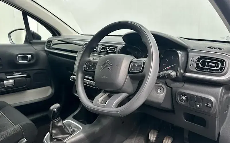Used Citroën C3 PureTech 83 HP (61 kW) 2023 Grey Hatchback