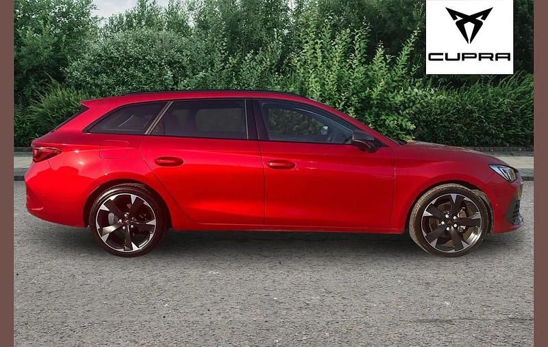 Used Cupra Leon 147 HP (108 kW) 2023 Red Estate