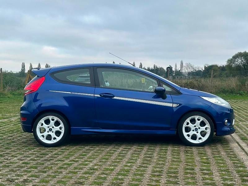 Used Ford Fiesta S 133 HP (97 kW) 2011 Blue Hatchback
