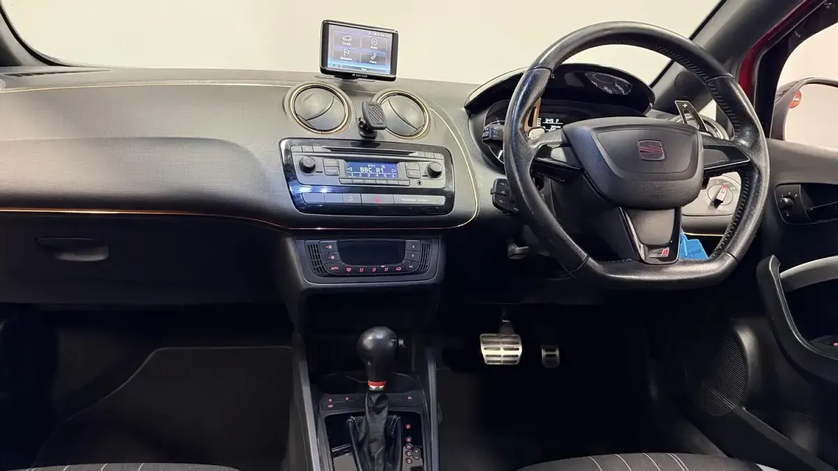 Used Seat Ibiza CUPRA 180 HP (132 kW) 2013 Red Coupe