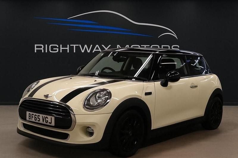 White Used 2015 Mini Cooper Hatch Hatchback | £6,944 (Good price) - Image 1/1