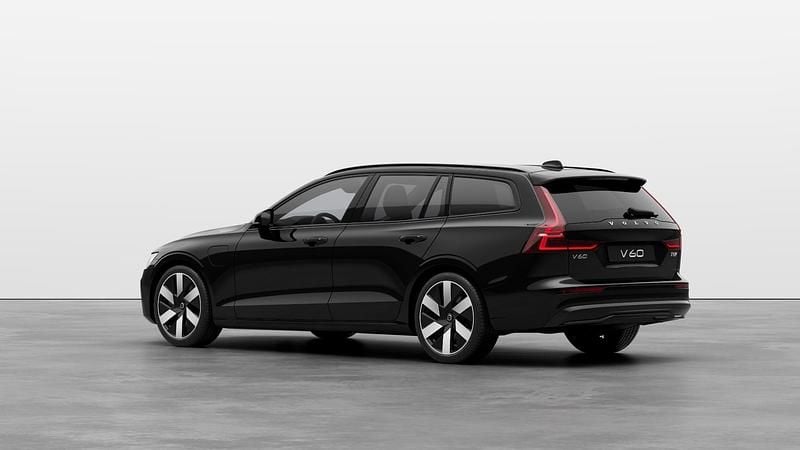 New Volvo V60 Plus 334 HP (245 kW) 2026 Onyx black Estate