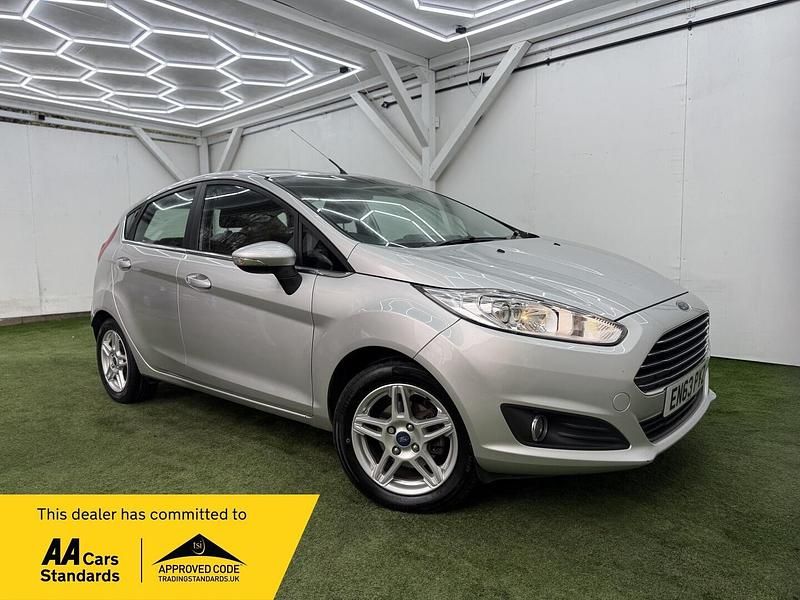 Used Ford Fiesta Zetec 2014 Silver Hatchback